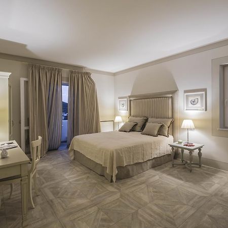 Maridea Casa Vacanza- Le Alcove Sul Mare Suites Ponza Exteriér fotografie