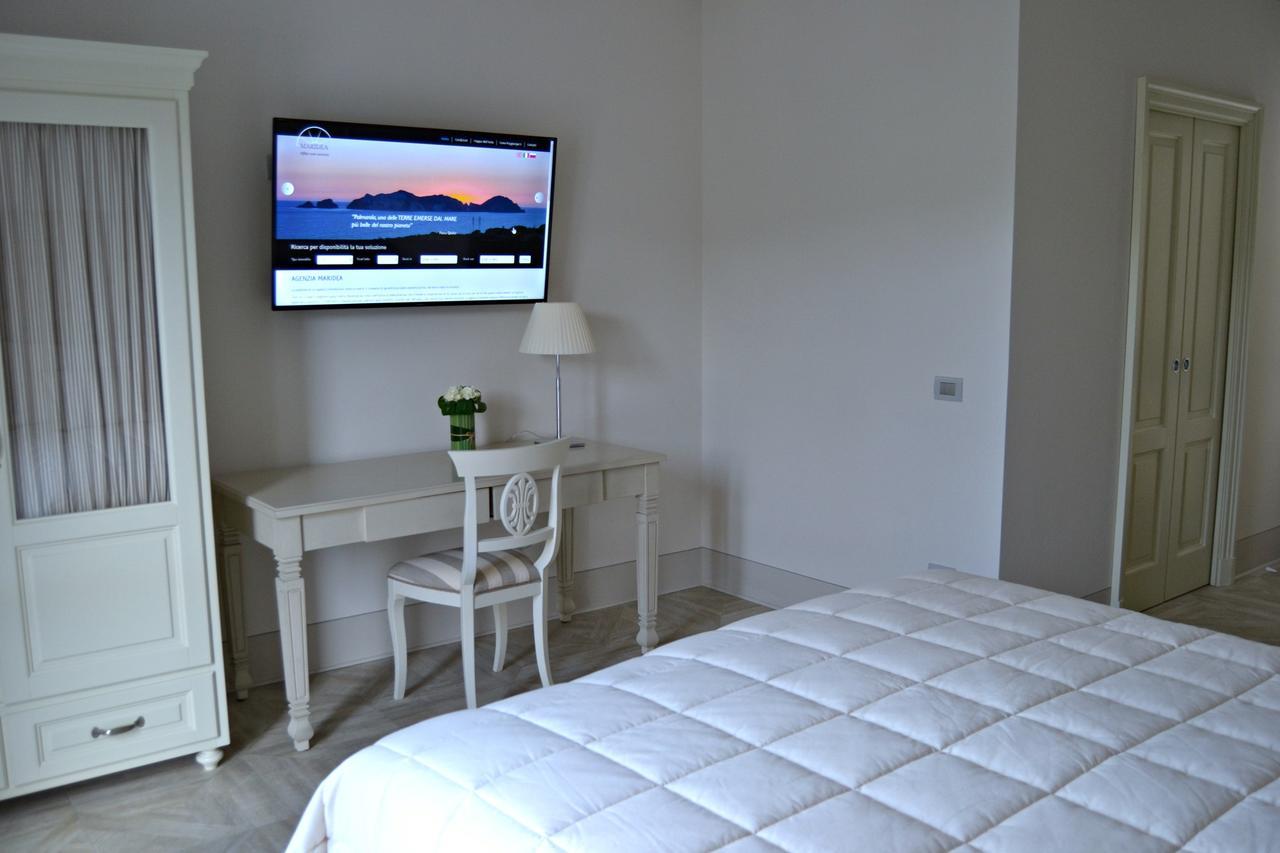 Maridea Casa Vacanza- Le Alcove Sul Mare Suites Ponza Exteriér fotografie