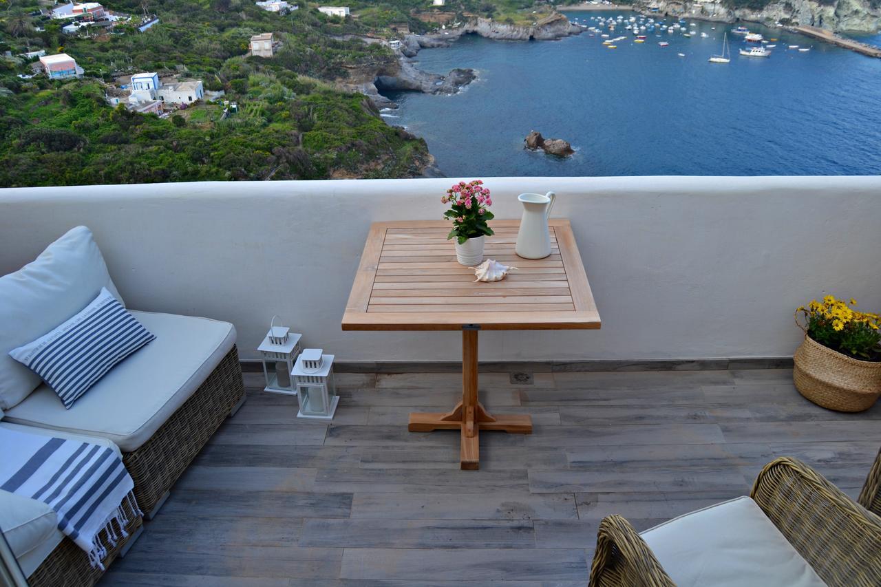 Maridea Casa Vacanza- Le Alcove Sul Mare Suites Ponza Exteriér fotografie