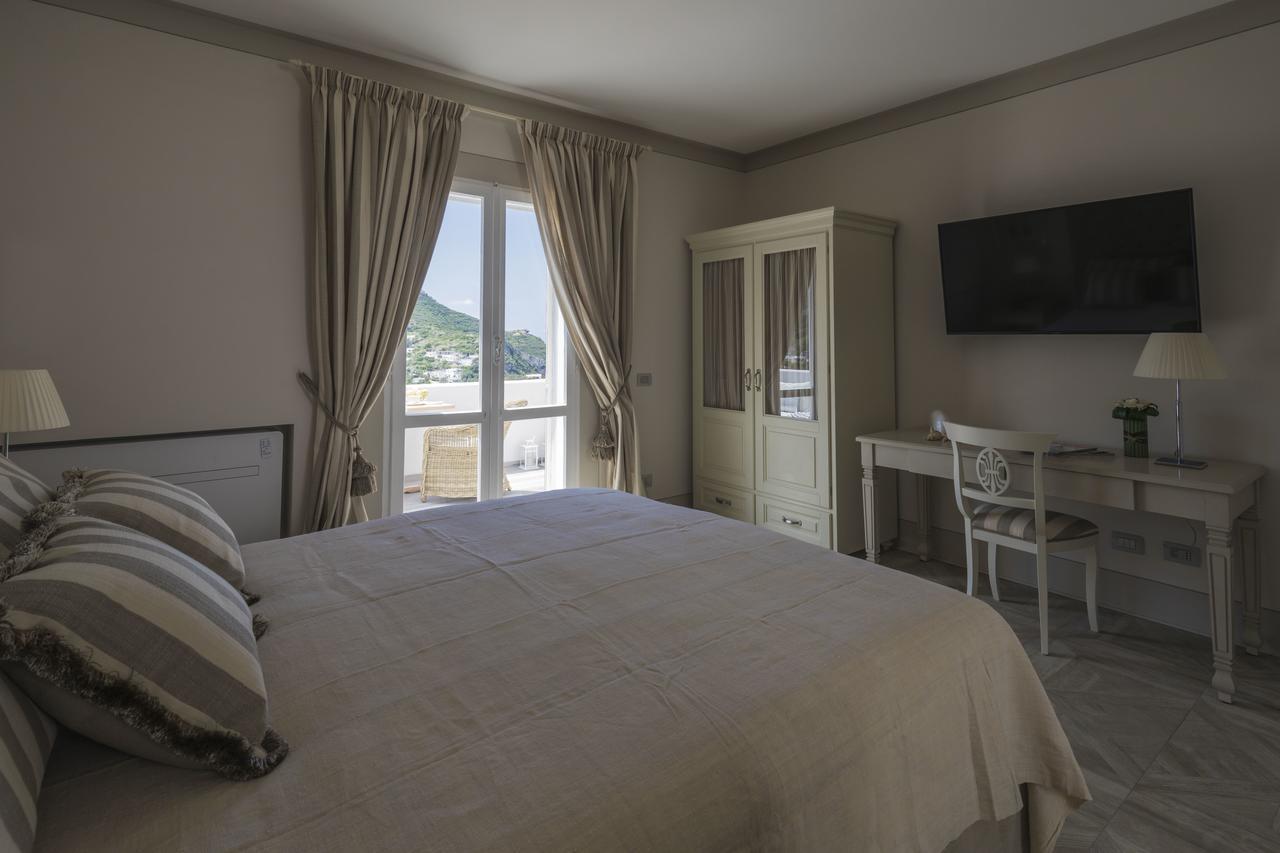 Maridea Casa Vacanza- Le Alcove Sul Mare Suites Ponza Exteriér fotografie
