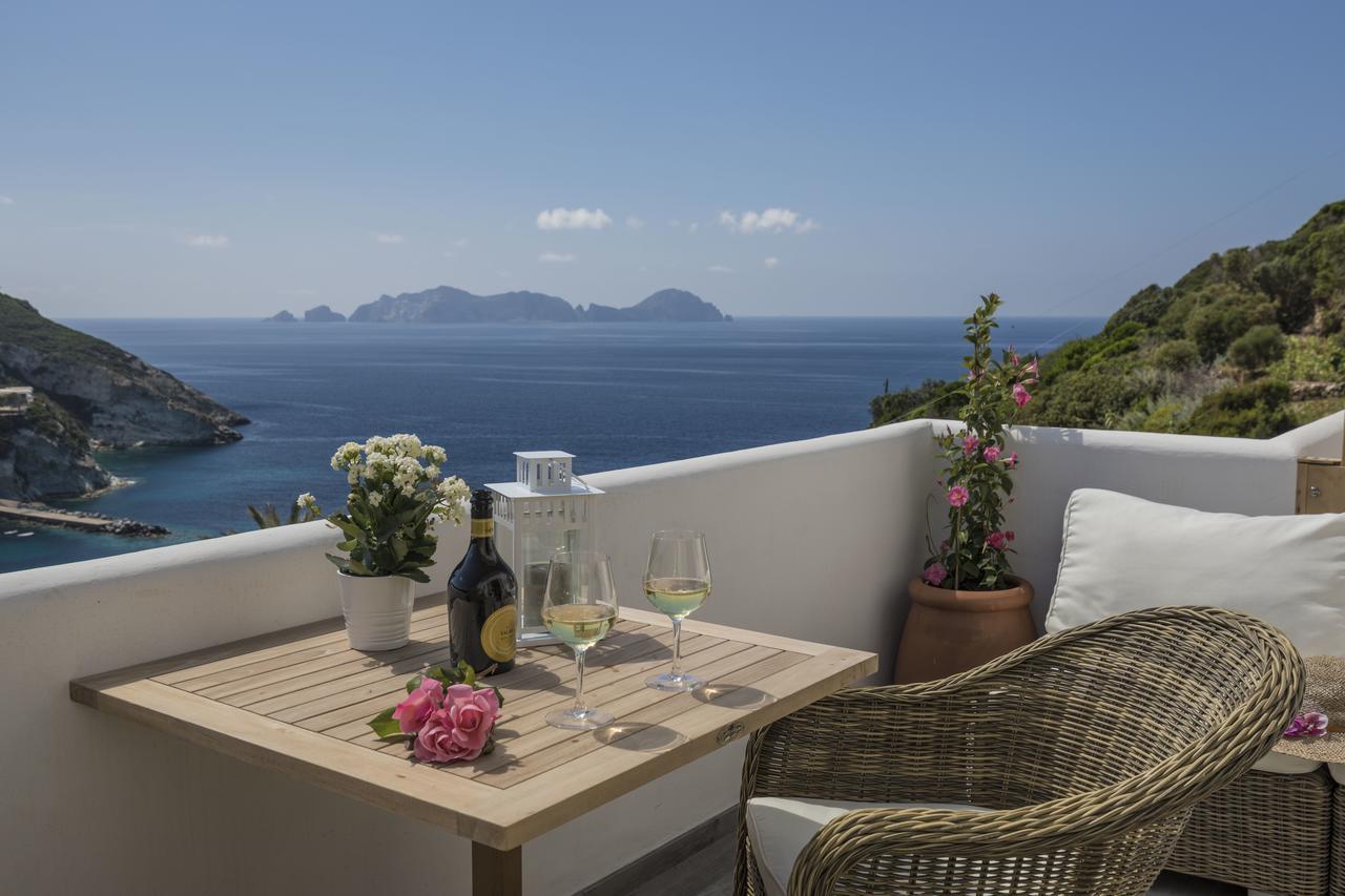 Maridea Casa Vacanza- Le Alcove Sul Mare Suites Ponza Exteriér fotografie