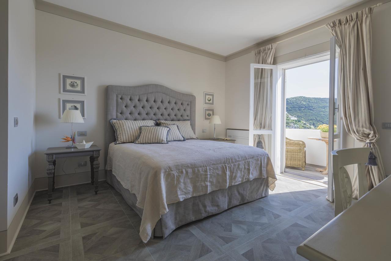 Maridea Casa Vacanza- Le Alcove Sul Mare Suites Ponza Exteriér fotografie